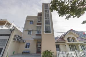 thumbnail: Exterior