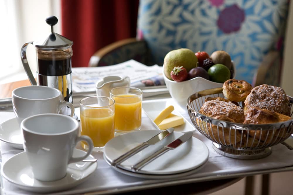 Room service - dining