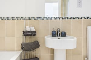 thumbnail: Bathroom