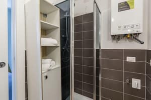 thumbnail: Bathroom shower