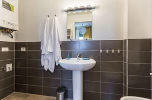 thumbnail: Bathroom sink