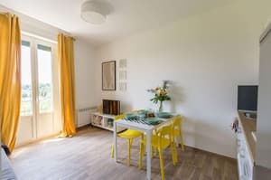 thumbnail: In-room dining