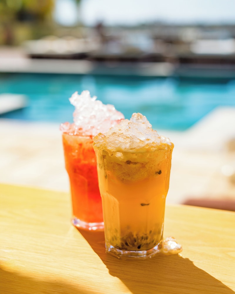 Poolside bar
