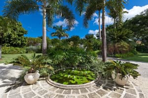 thumbnail: Property grounds