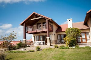 thumbnail: Exterior