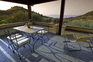 thumbnail: Terrace/patio
