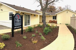 thumbnail: Property grounds