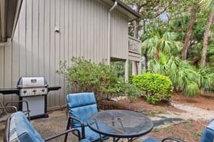 thumbnail: Property grounds