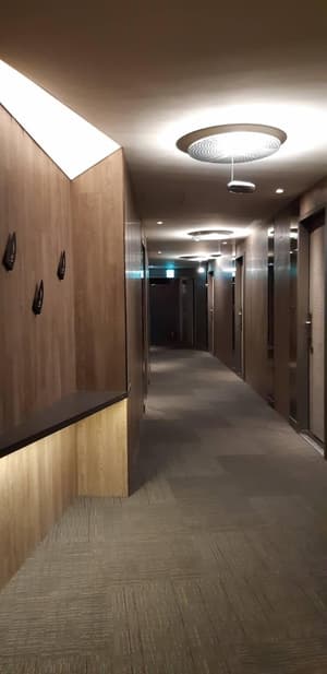 thumbnail: Hallway