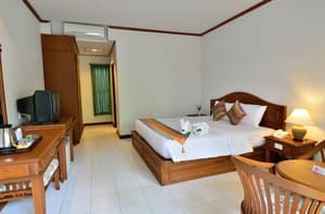 thumbnail: Room