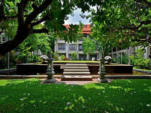 thumbnail: Garden view