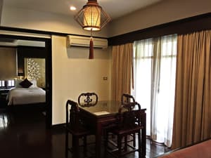 thumbnail: In-room dining