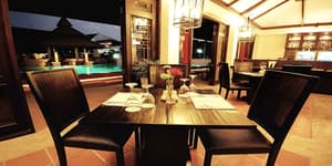 thumbnail: Bar (on property)