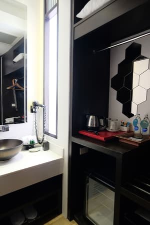 thumbnail: Bathroom