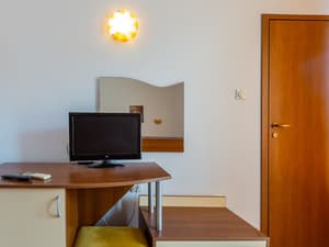 thumbnail: Room amenity