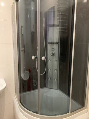 thumbnail: Bathroom shower