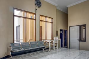thumbnail: Interior