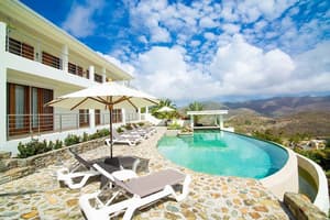 thumbnail: Outdoor pool