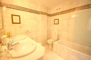 thumbnail: Bathroom