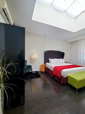 thumbnail: Room