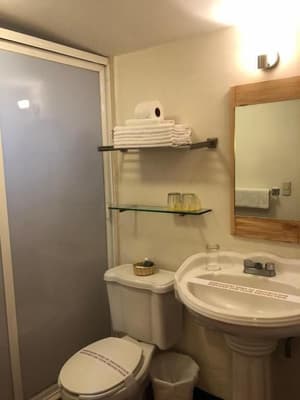 thumbnail: Interior entrance