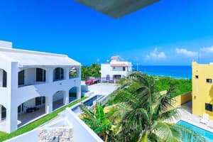 thumbnail: Beach/ocean view