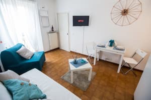 thumbnail: Room amenity
