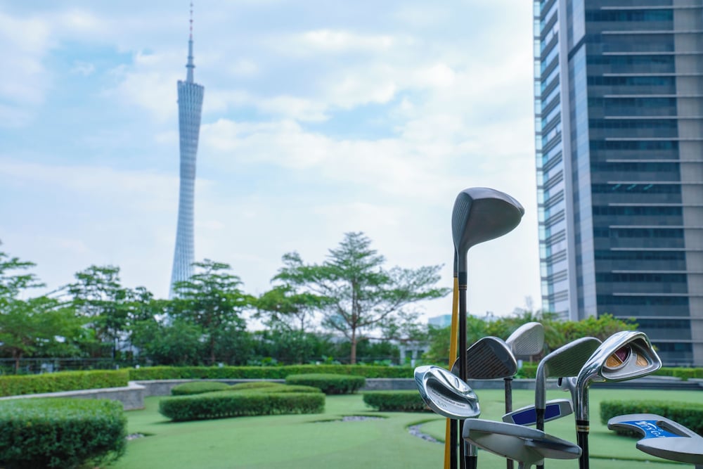 Mini-golf