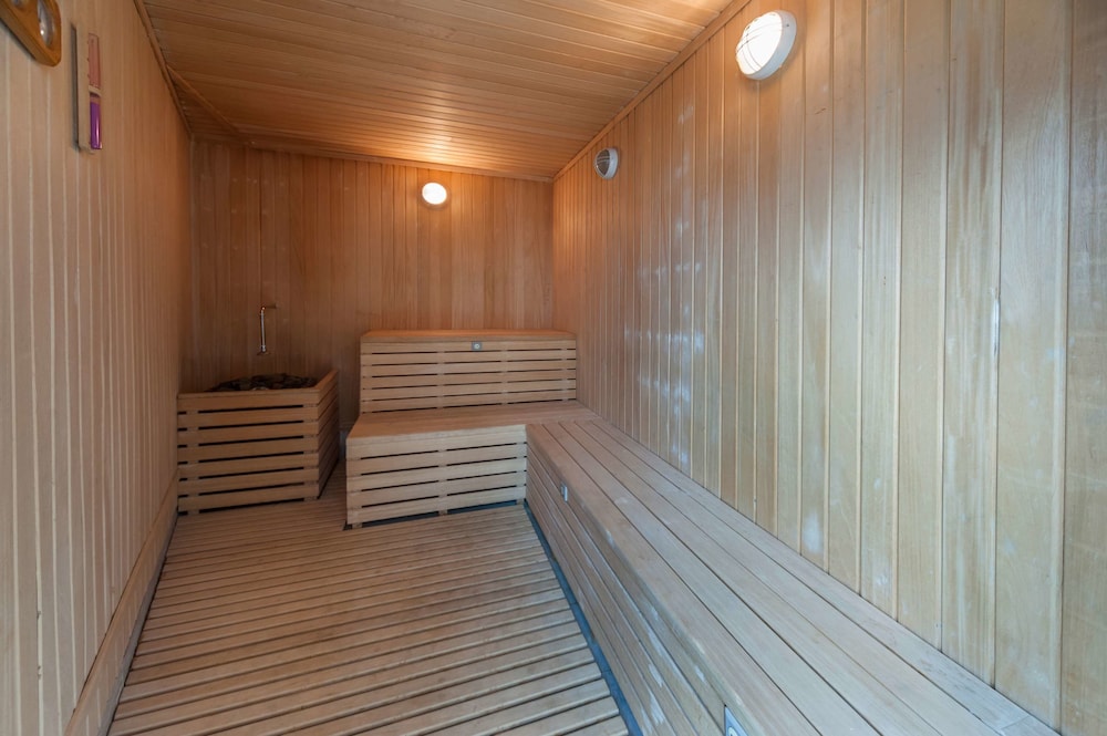 Steam room