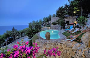 thumbnail: Pool