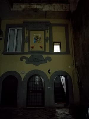 thumbnail: Exterior