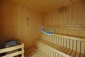thumbnail: Steam room