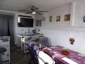 thumbnail: Front of property