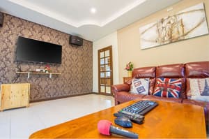 thumbnail: Living room
