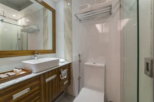 thumbnail: Bathroom