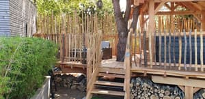 thumbnail: Property grounds