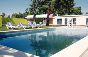 thumbnail: Outdoor pool