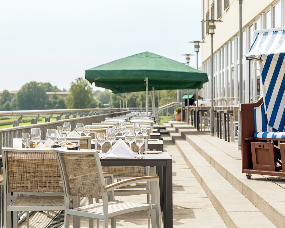 Sundeck