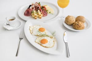 thumbnail: Breakfast buffet