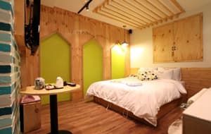 thumbnail: Room