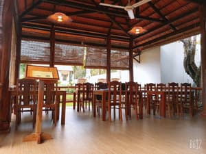 thumbnail: Dining