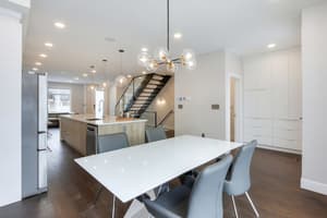 thumbnail: In-room dining