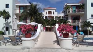 thumbnail: Property entrance