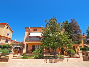 thumbnail: Exterior
