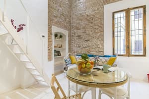 thumbnail: In-room dining