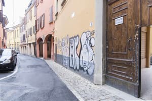 thumbnail: Property entrance