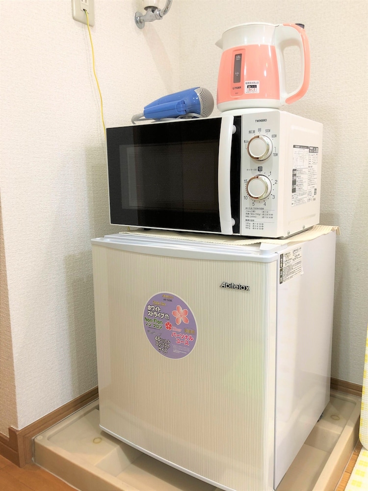 Mini-refrigerator