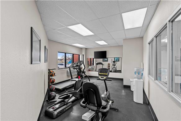 On-Site,Property Amenity,Recreation,Fitness Center