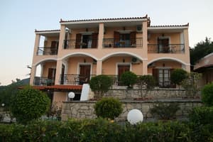 thumbnail: Exterior