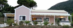 thumbnail: Front of property